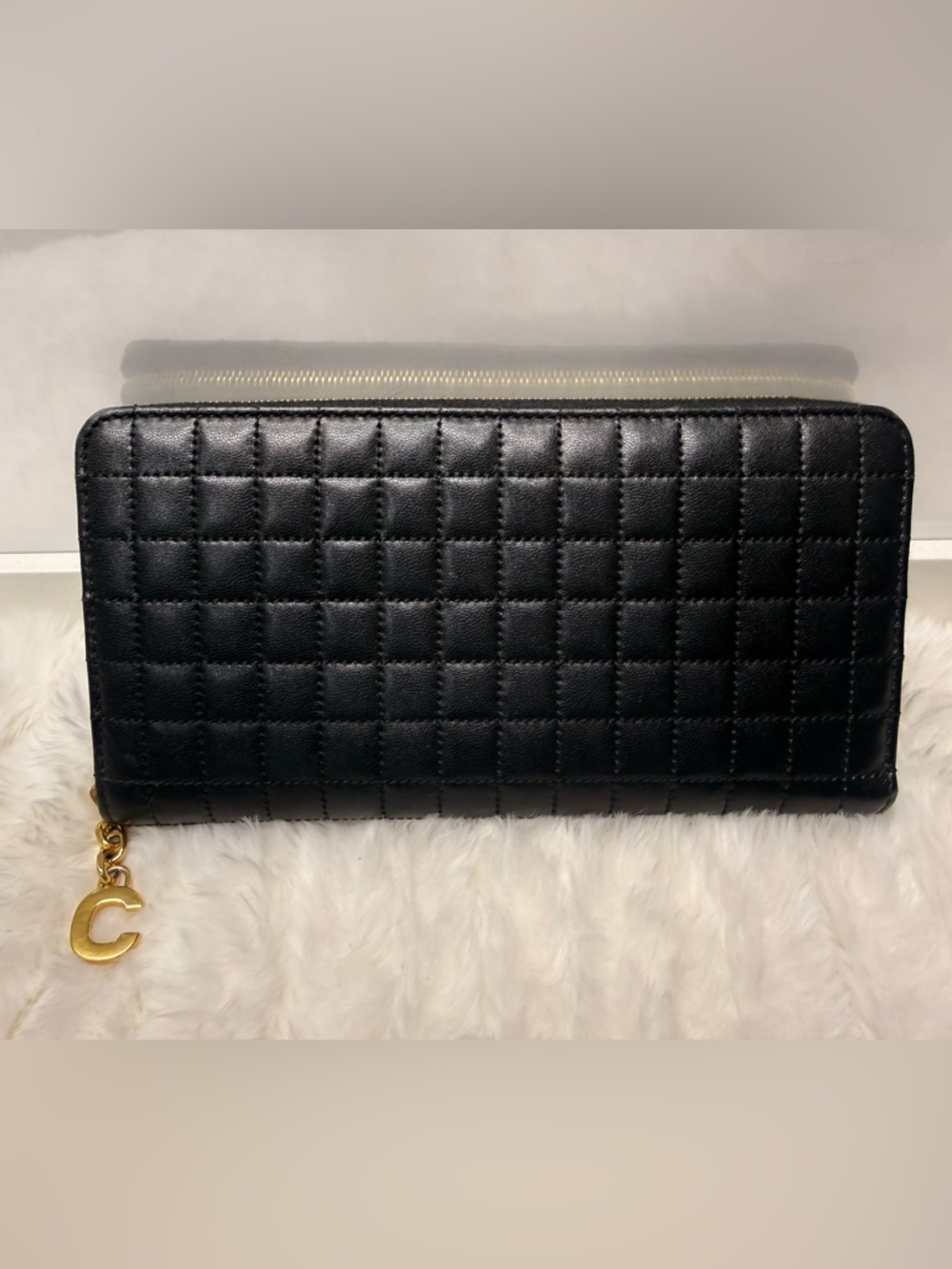 CELINE-STN4168 Black Leather Chocolate Bar Zippy Wallet